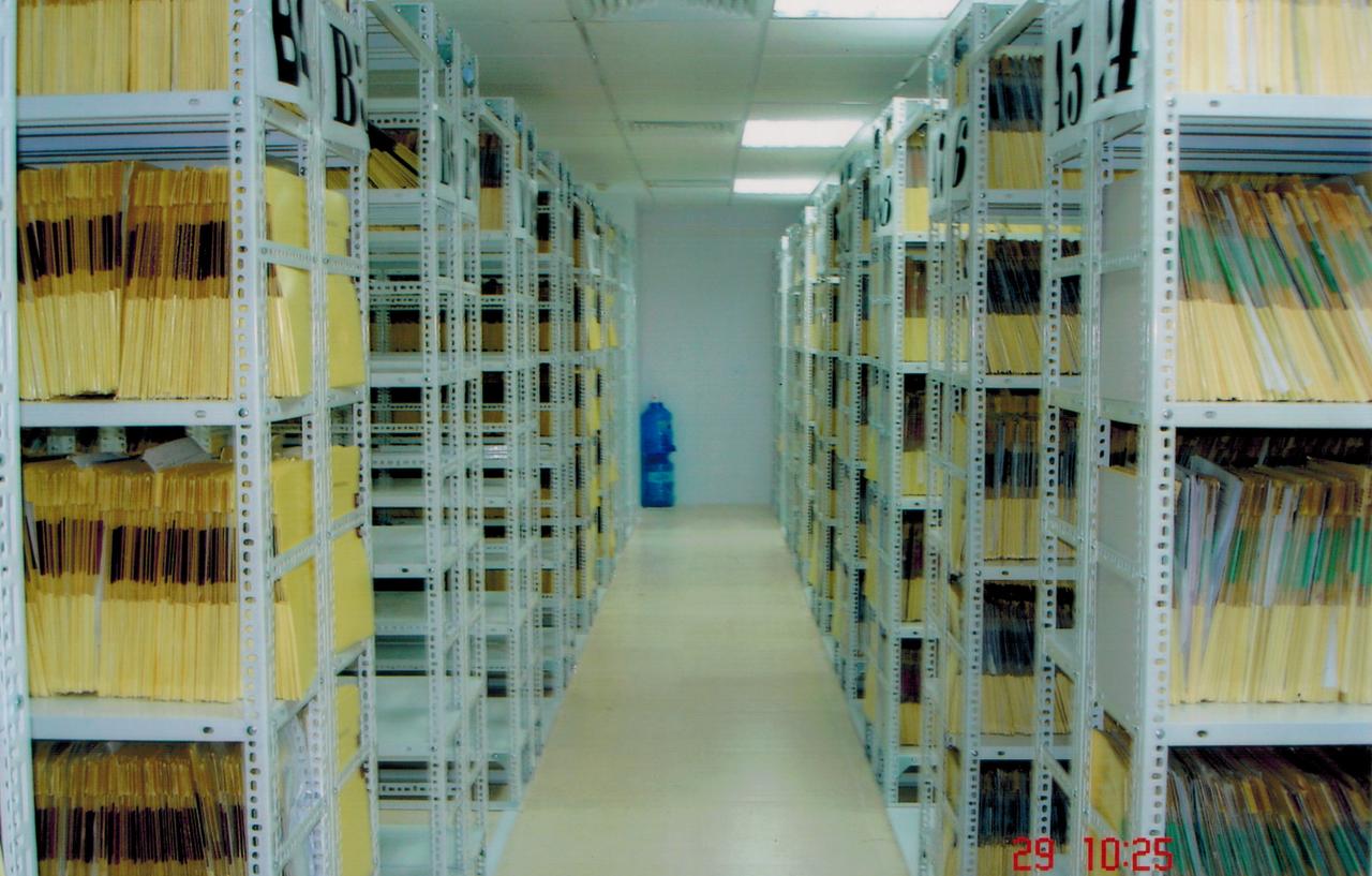 công ty sản xuất kệ sắt