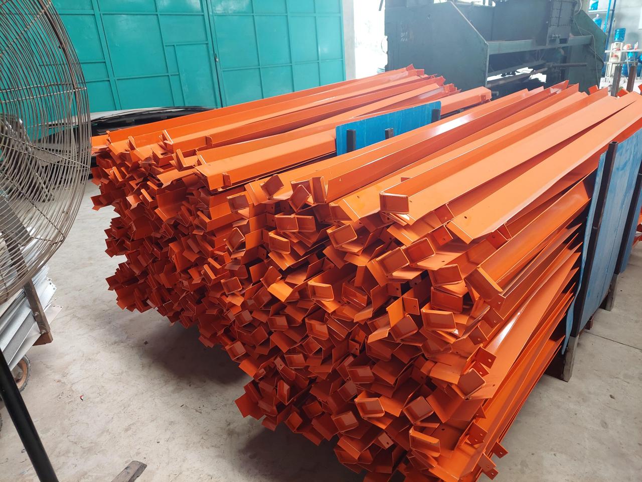 xưởng gia công sơn tĩnh điện